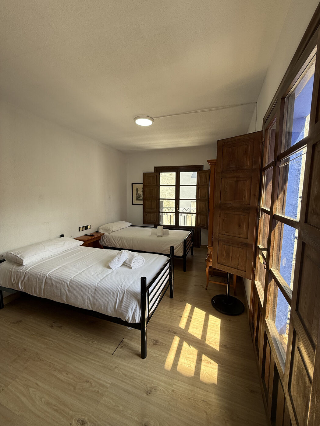 Habitación doble con ventana
